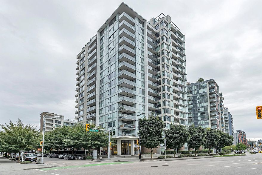 312 110 Switchmen Street