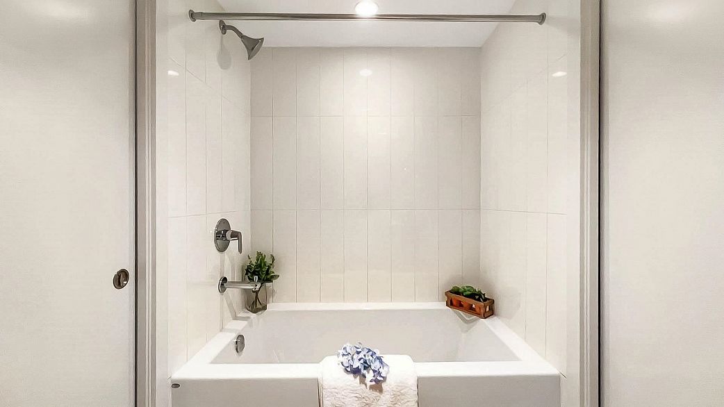 1004 8131 Nunavut Lane