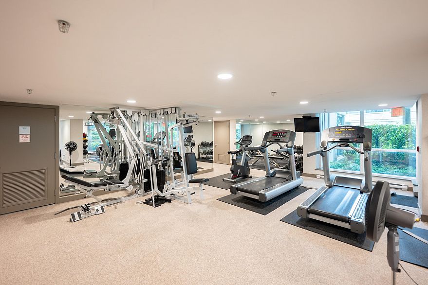 503 125 Milross Avenue