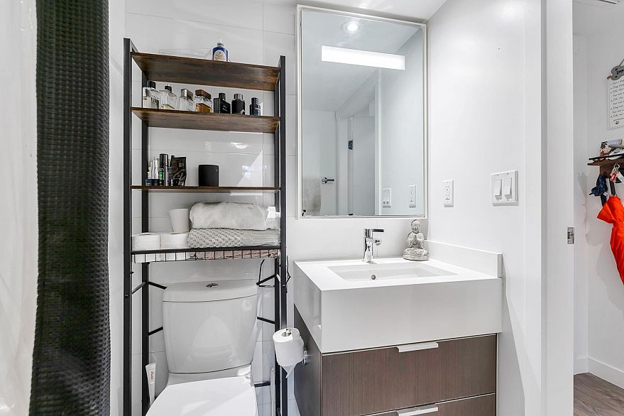 312 110 Switchmen Street