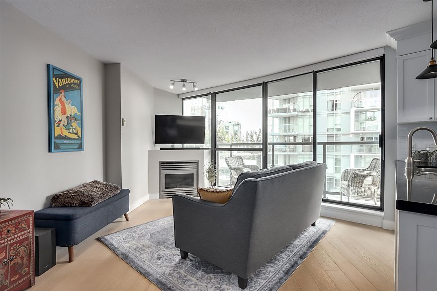 1102 501 Pacific Street