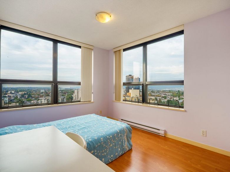 2409 3663 Crowley Drive