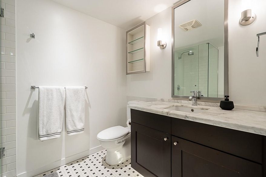 810 821 Cambie Street