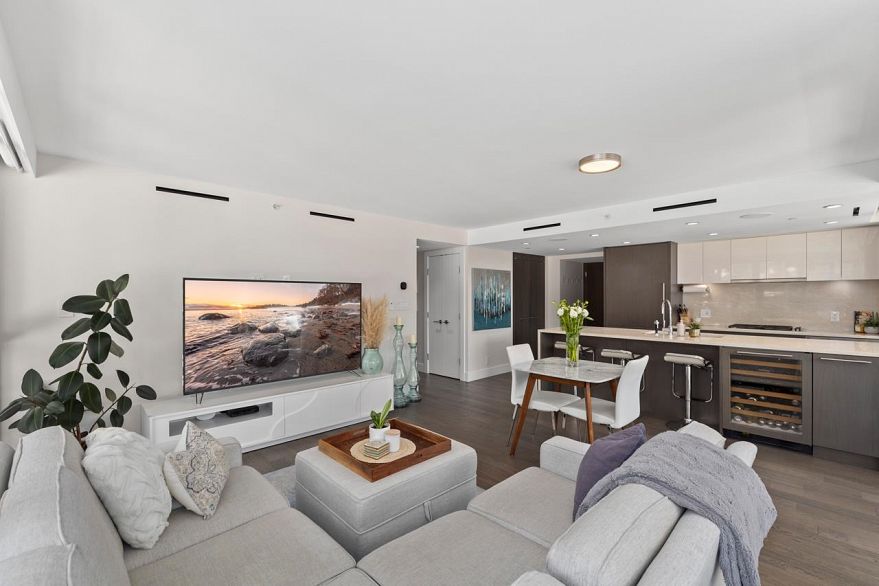 201 499 Pacific Street