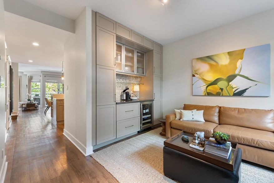 361 5790 East Boulevard