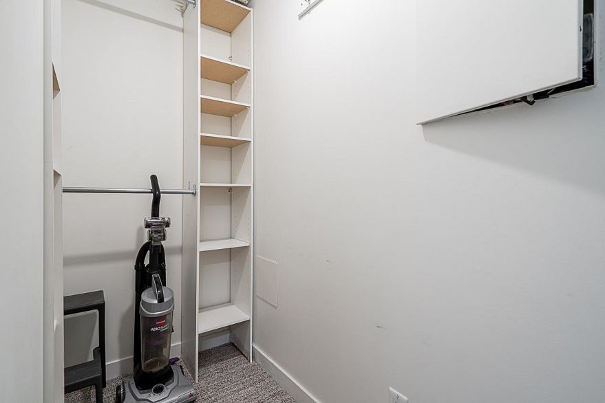 810 821 Cambie Street