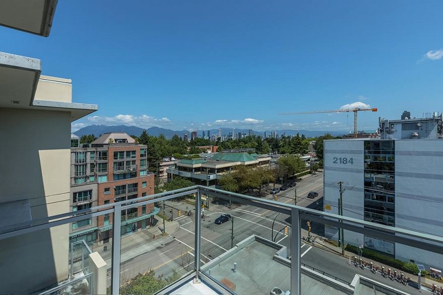 PH802 2228 W Broadway