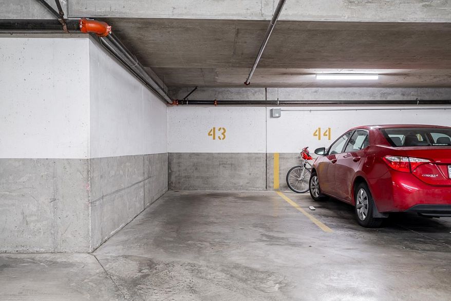 1102 1316 W 11th Avenue