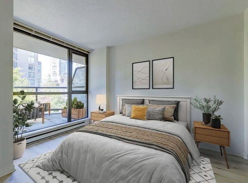 201 1367 Alberni Street