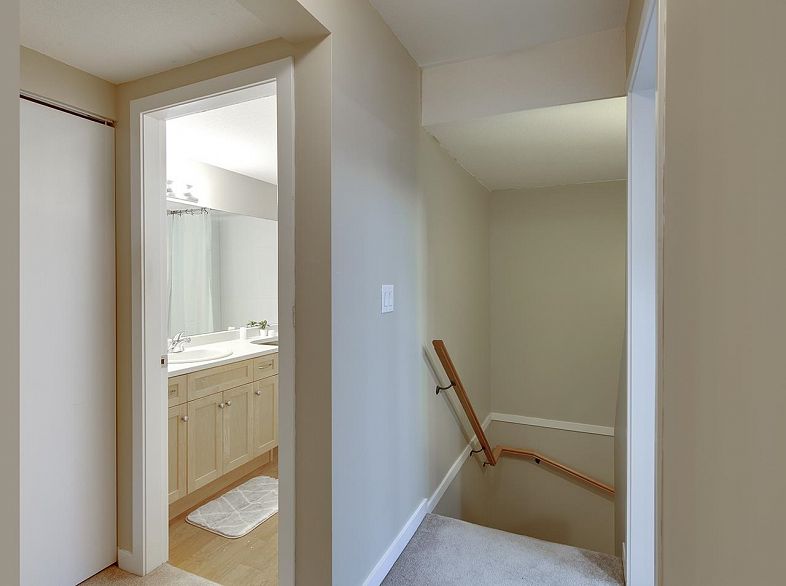 3380 Marquette Crescent