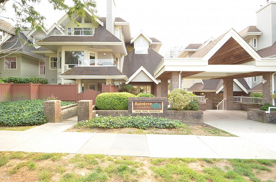 404 3638 Rae Avenue