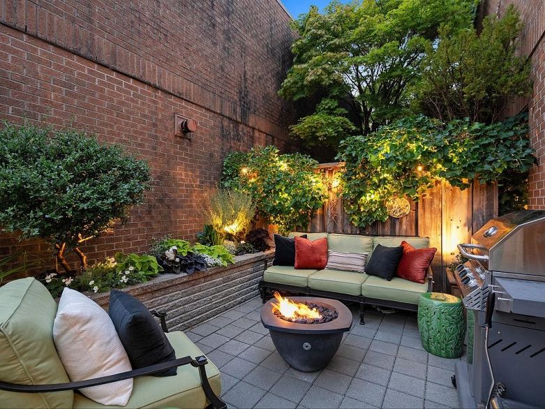 361 5790 East Boulevard