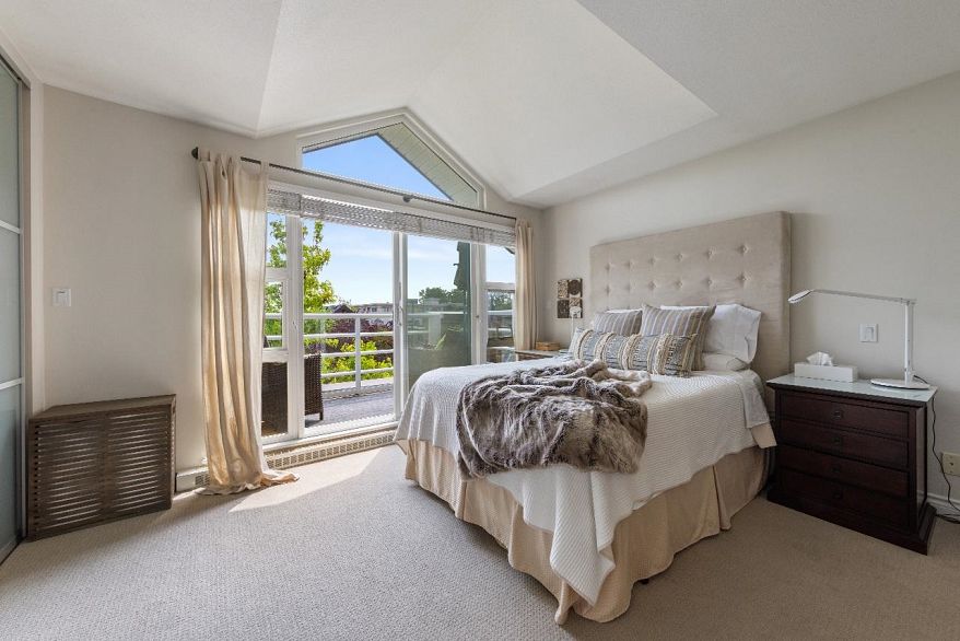 361 5790 East Boulevard