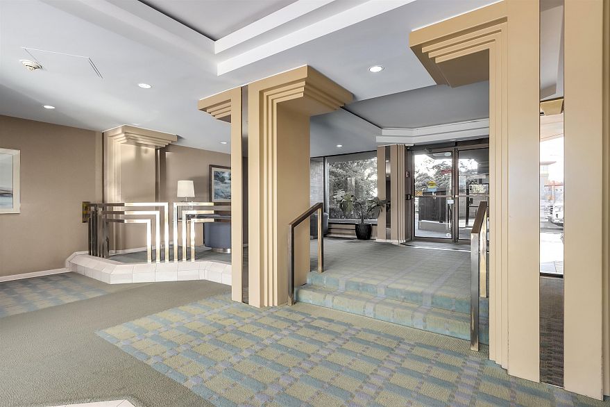 G01 1490 Pennyfarthing Drive