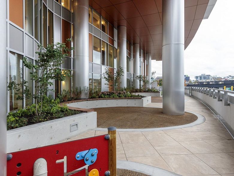 1008 1768 Cook Street