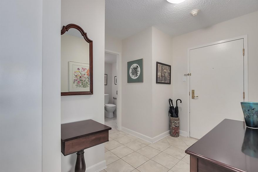 G01 1490 Pennyfarthing Drive