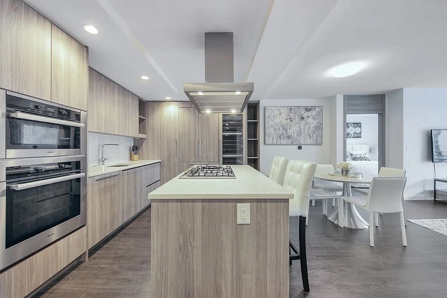 1008 1768 Cook Street