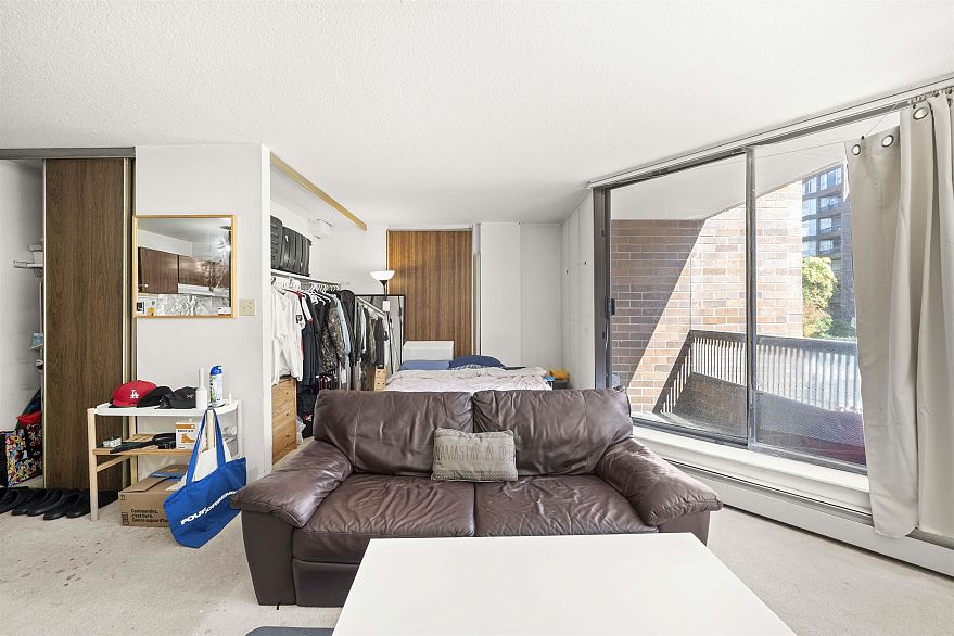 313 1330 Burrard Street