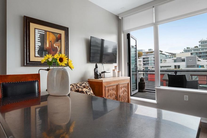 605 123 W 1st Avenue