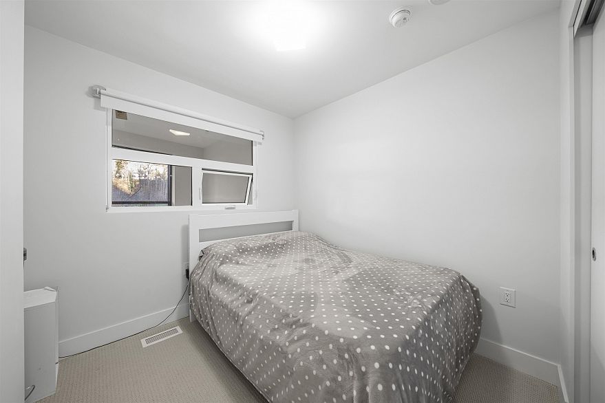 3542 Sawmill Crescent