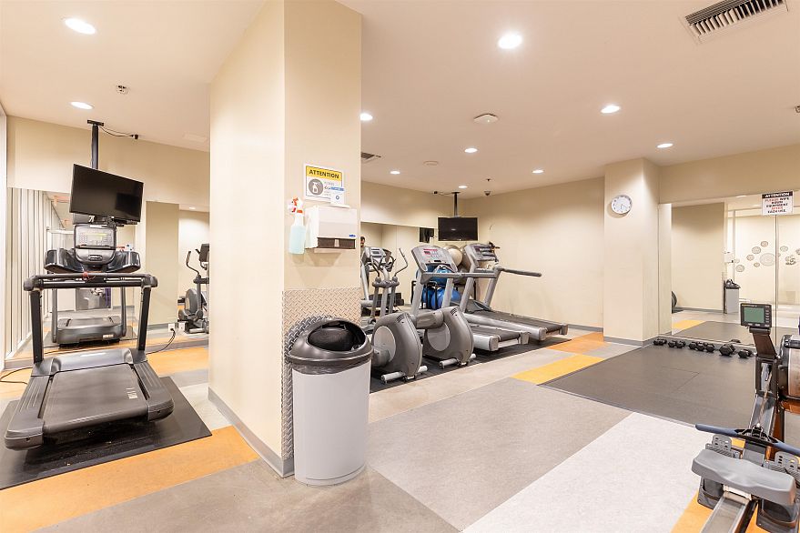 1606 233 Robson Street