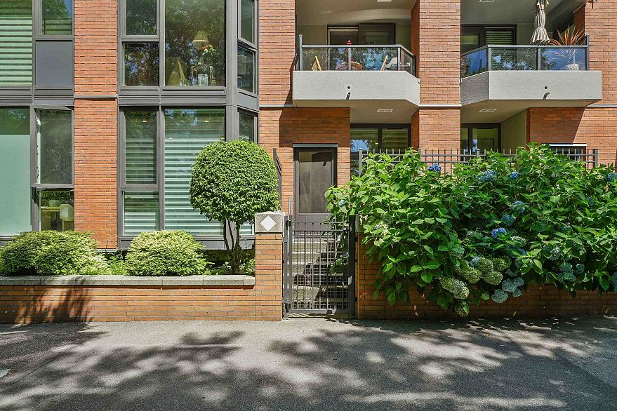 102 1488 Hornby Street