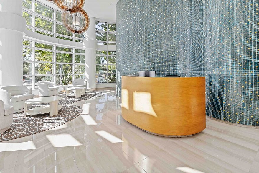 1402 181 W 1st Avenue