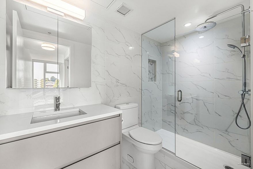 406 8181 Chester Street