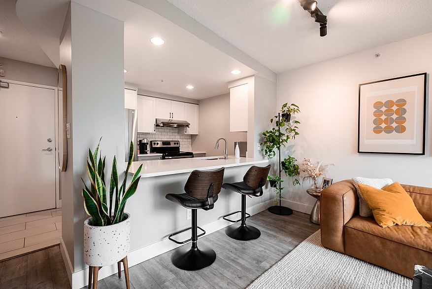 503 1018 Cambie Street