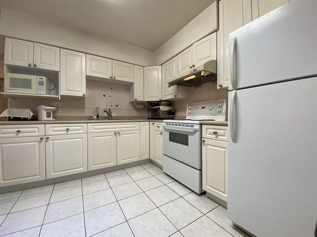 6828 Inverness Street