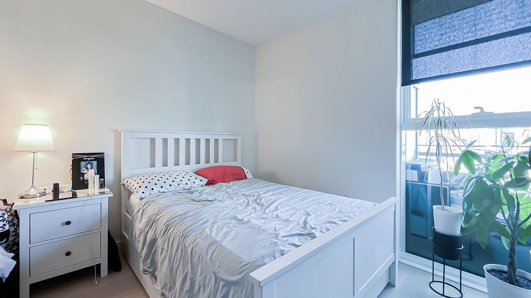 2220 89 Nelson Street