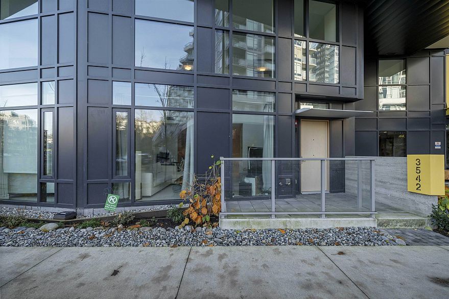 3542 Sawmill Crescent