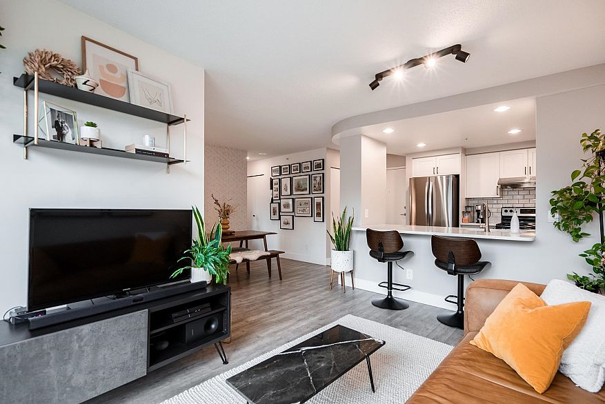 503 1018 Cambie Street