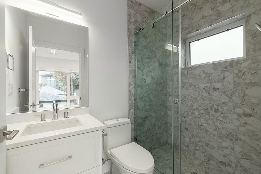 3075 Courtenay Street