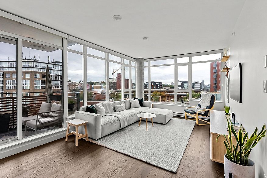 709 2321 Scotia Street