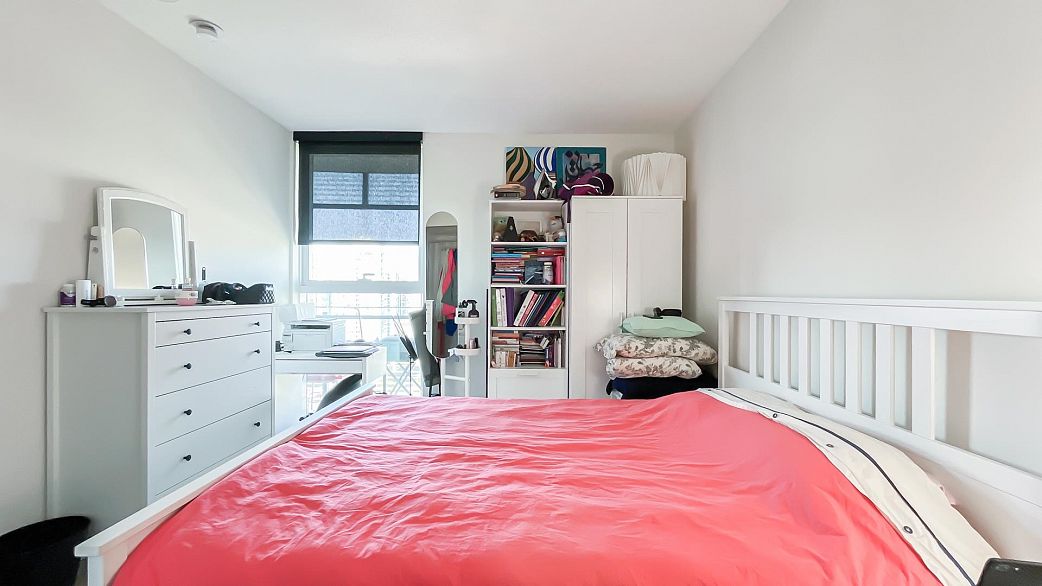 2220 89 Nelson Street