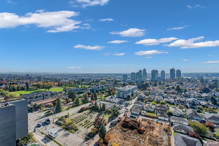 1504 7418 Paulson Street