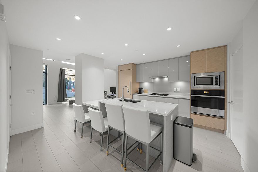 3542 Sawmill Crescent