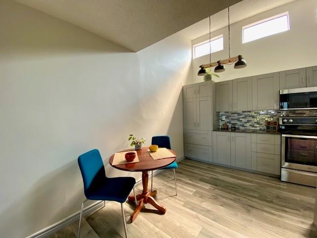 309 550 E 6th Avenue