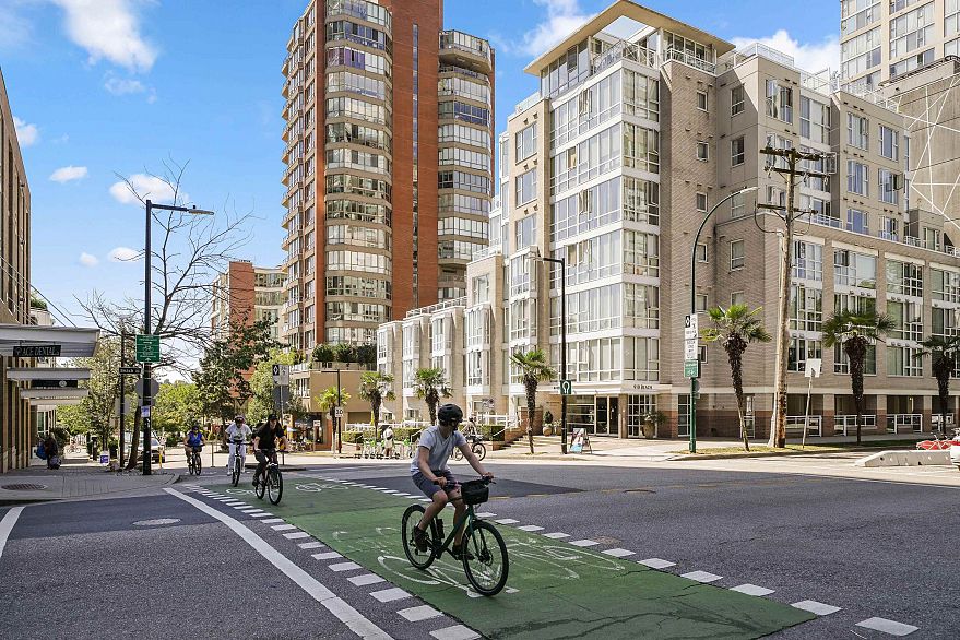 102 1488 Hornby Street