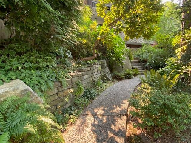 309 550 E 6th Avenue