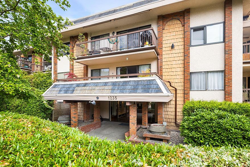 301 1235 W 15th Avenue