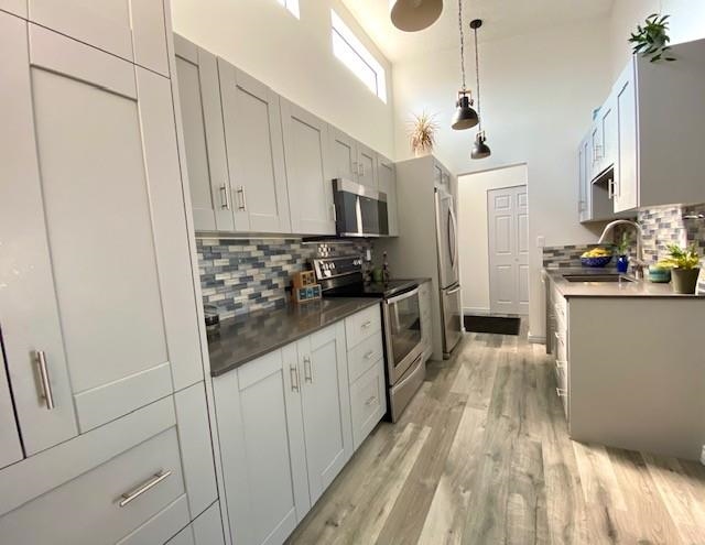 309 550 E 6th Avenue