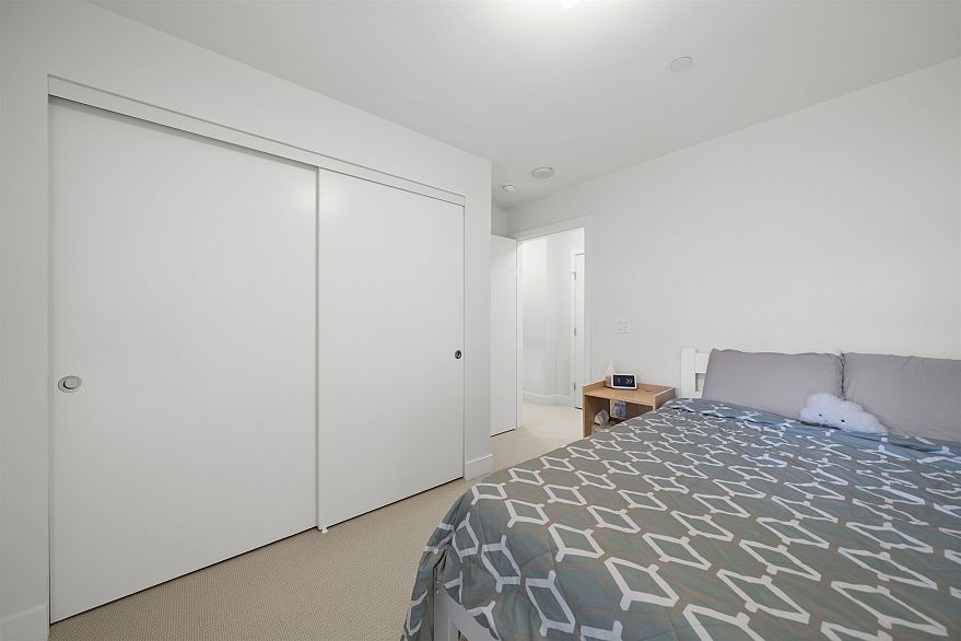 3542 Sawmill Crescent