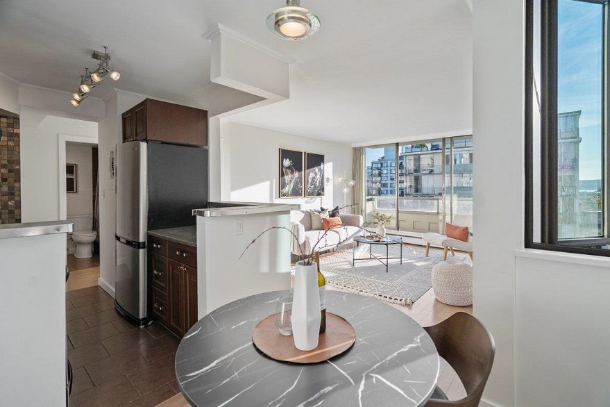 803 1967 Barclay Street