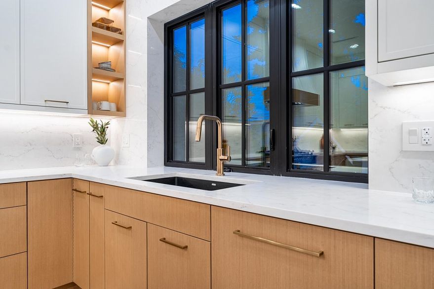 5080 Prince Edward Street