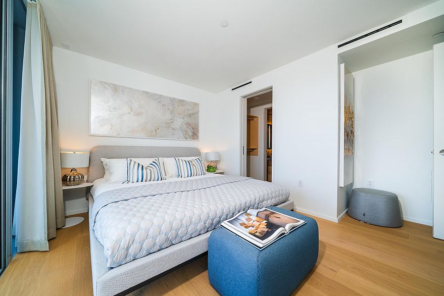 3403 1568 Alberni Street