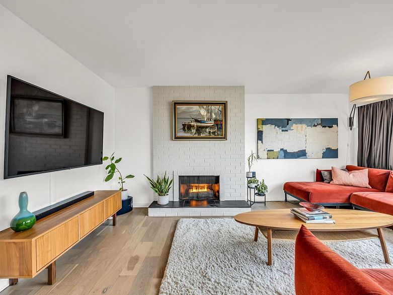 801 1165 Burnaby Street