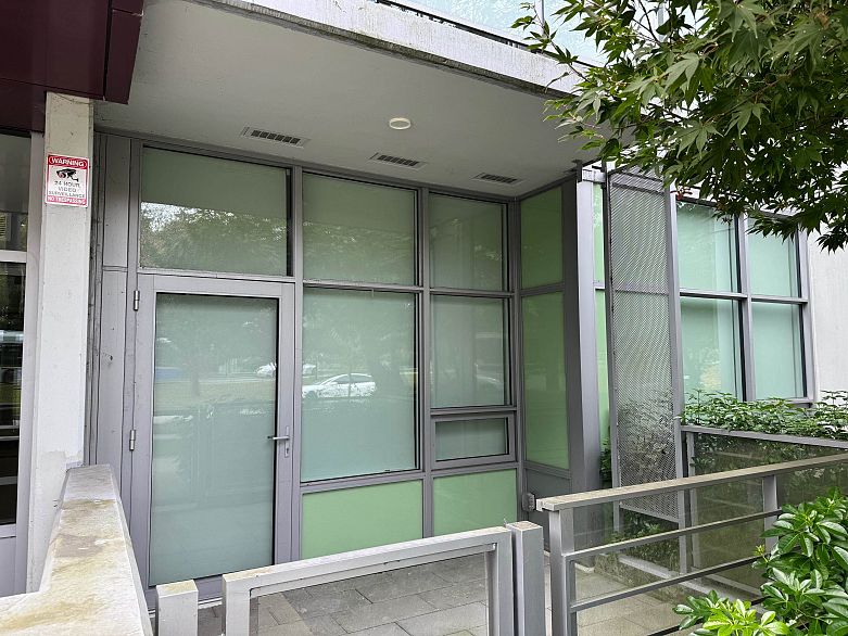 111 5077 Cambie Street