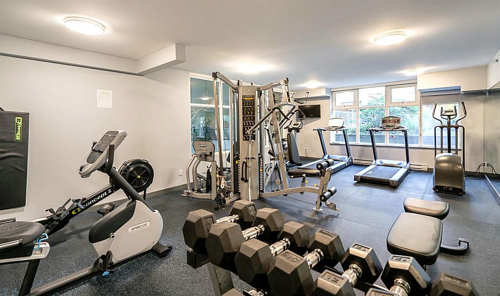 804 120 Milross Avenue